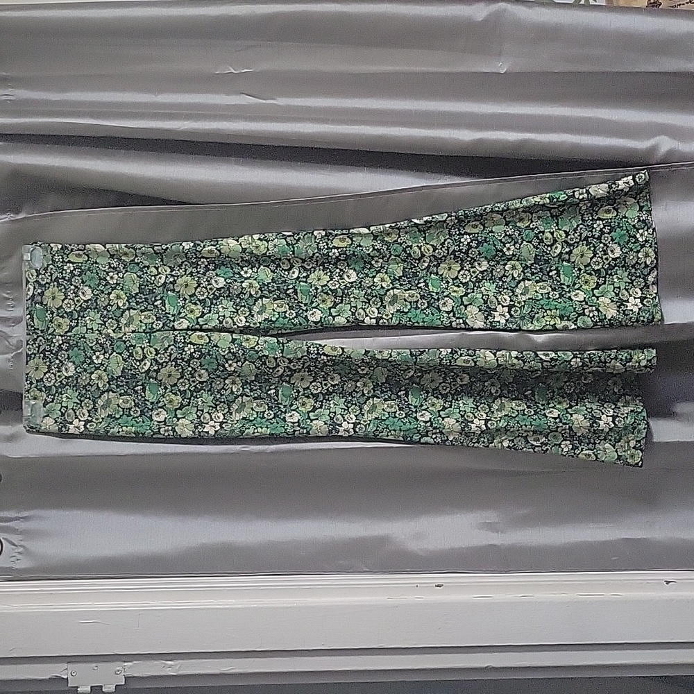 NEW Zara Green Floral Pants
